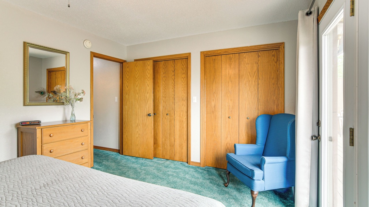 Photo of Bedroom in Branson West
