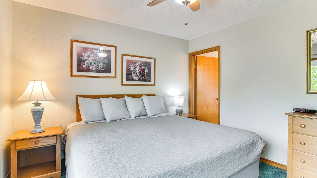 Photo of Bedroom in Branson West
