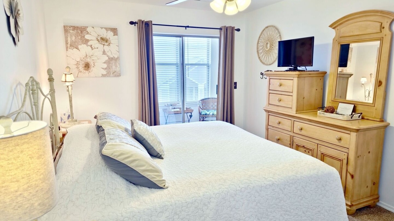 Photo of Bedroom in Hollister