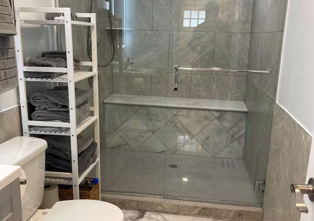 Photo of Bathroom in Prestonia