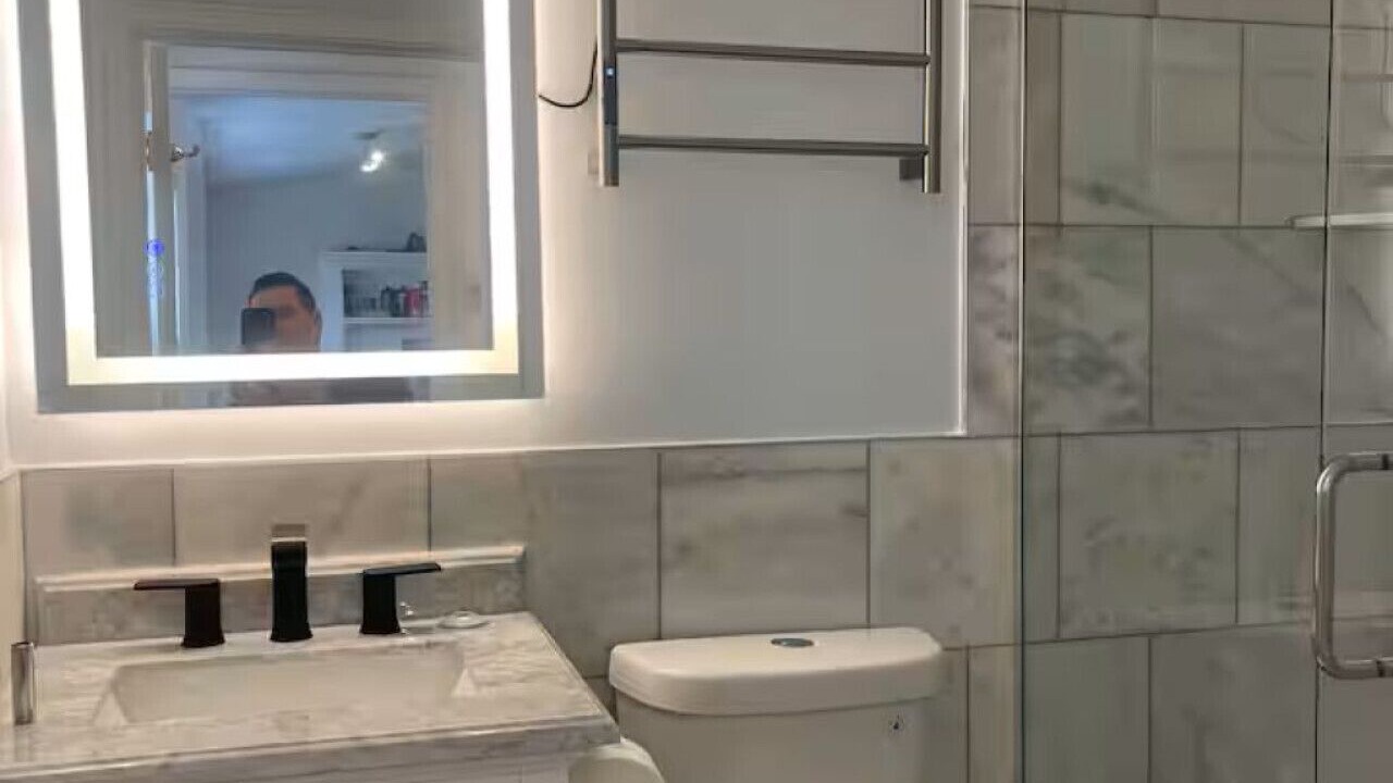 Photo of Bathroom in Prestonia