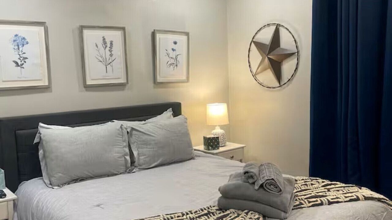 Photo of Bedroom in Prestonia