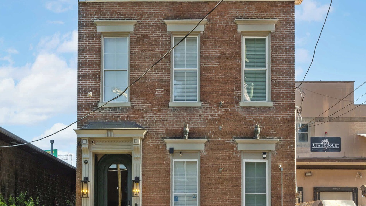 Photo of Others in Downtown Louisville