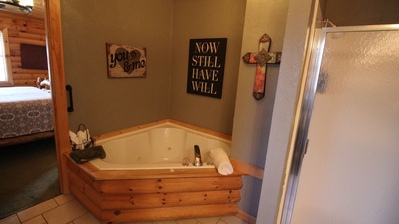 Photo of Bathroom in Notch Estates
