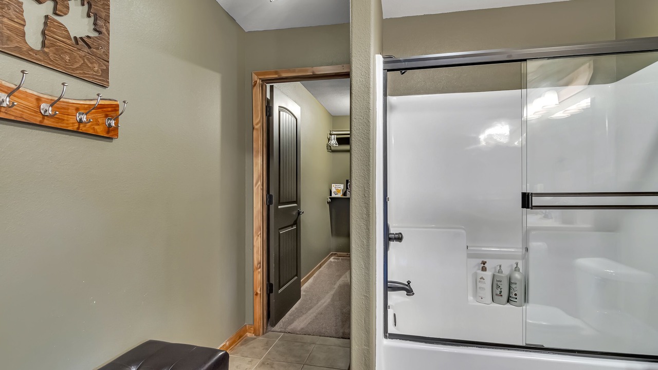 Photo of Bedroom in Hollister