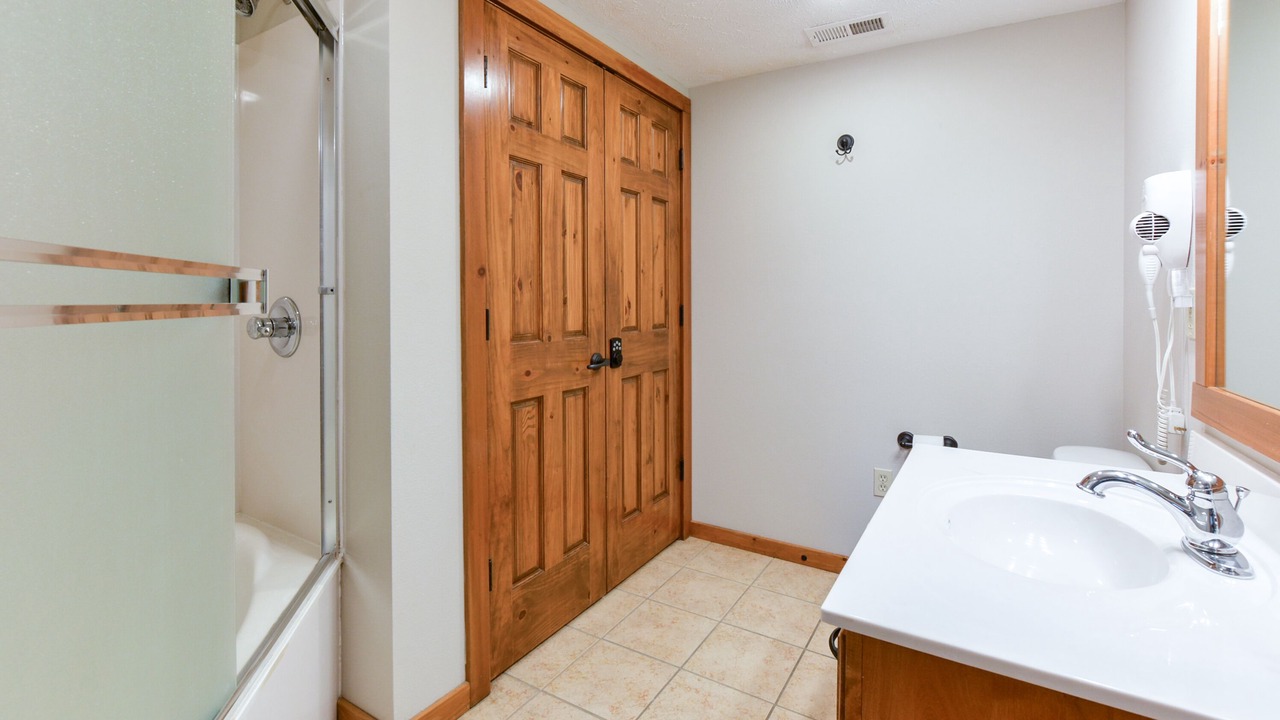 Photo of Bathroom in Indian Point