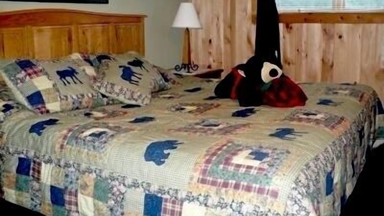 Photo of Bedroom in Townsend
