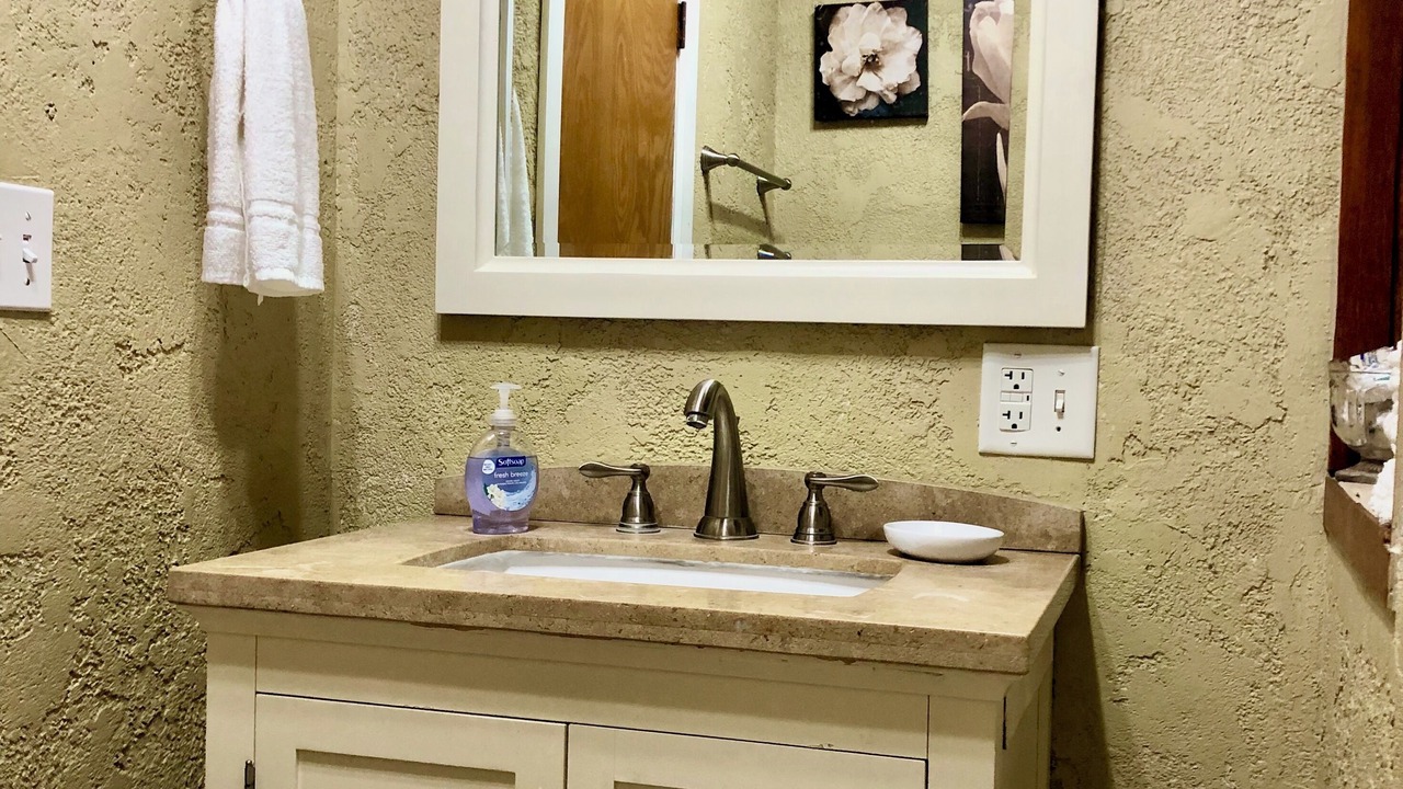 Photo of Bathroom in Kimberling City