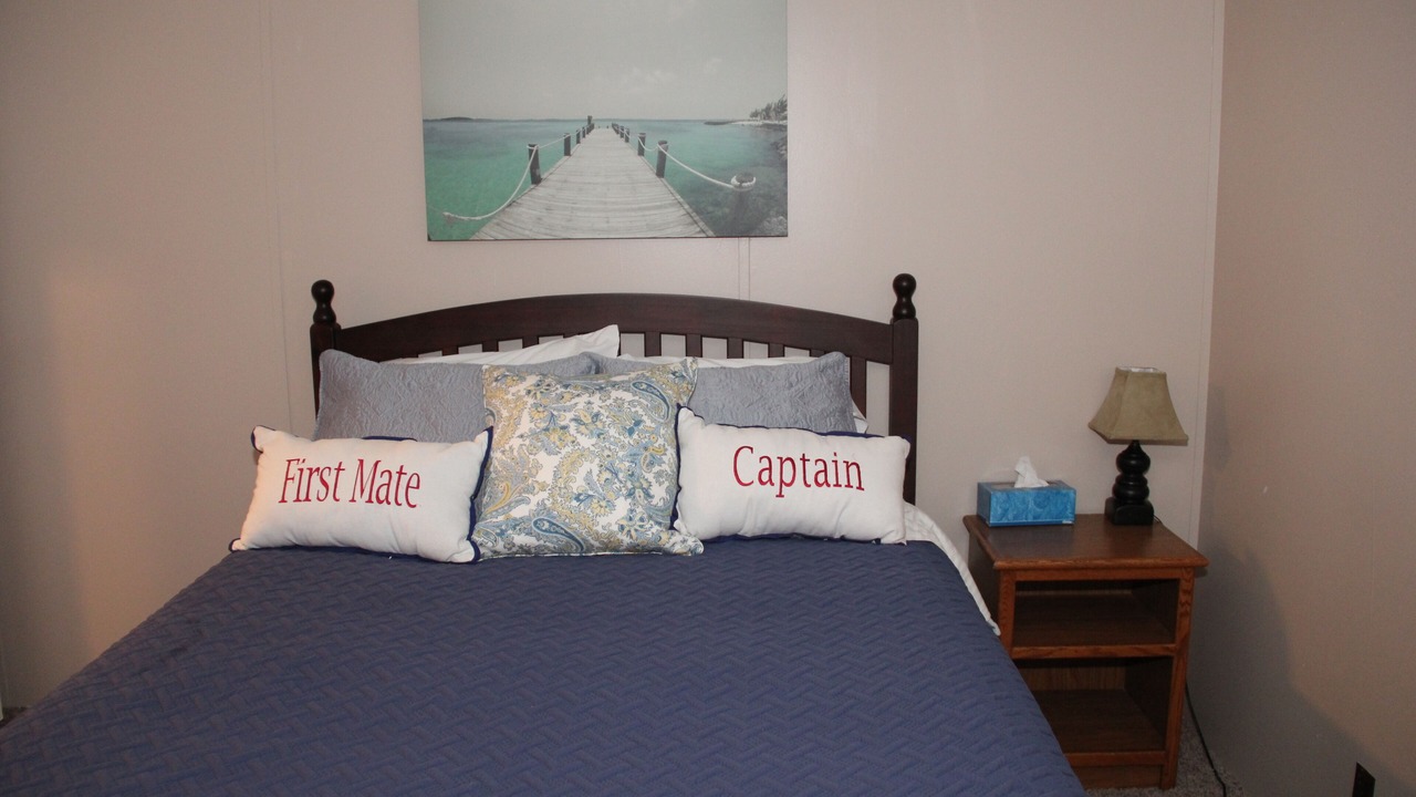 Photo of Bedroom in Shell Knob