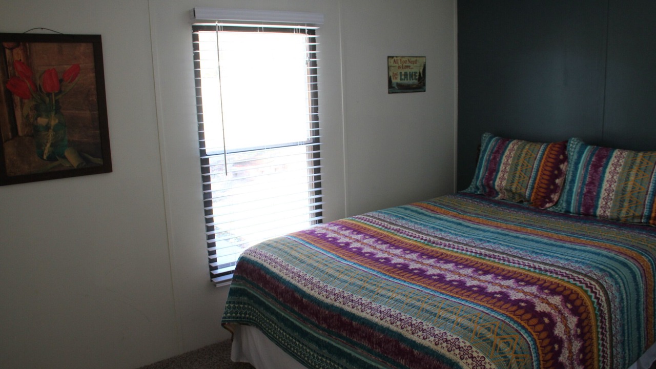 Photo of Bedroom in Shell Knob