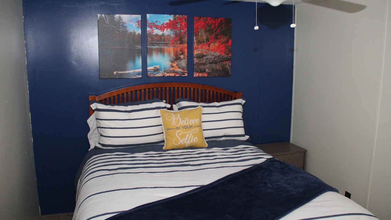Photo of Bedroom in Shell Knob