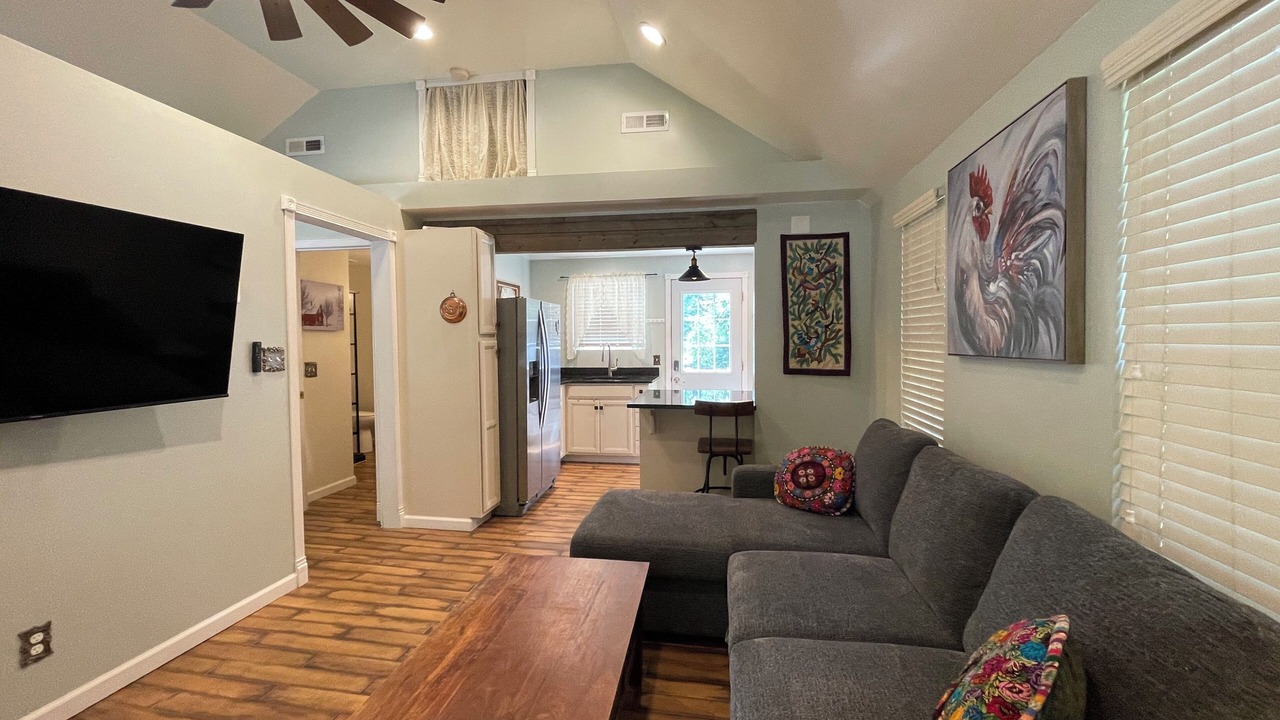 Photo of Livingroom in Benson