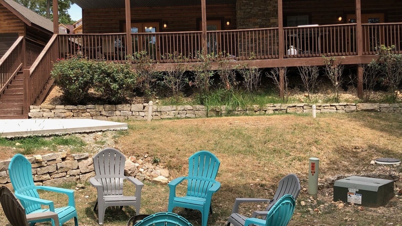 Photo of Patio Balcony in Branson Cedars