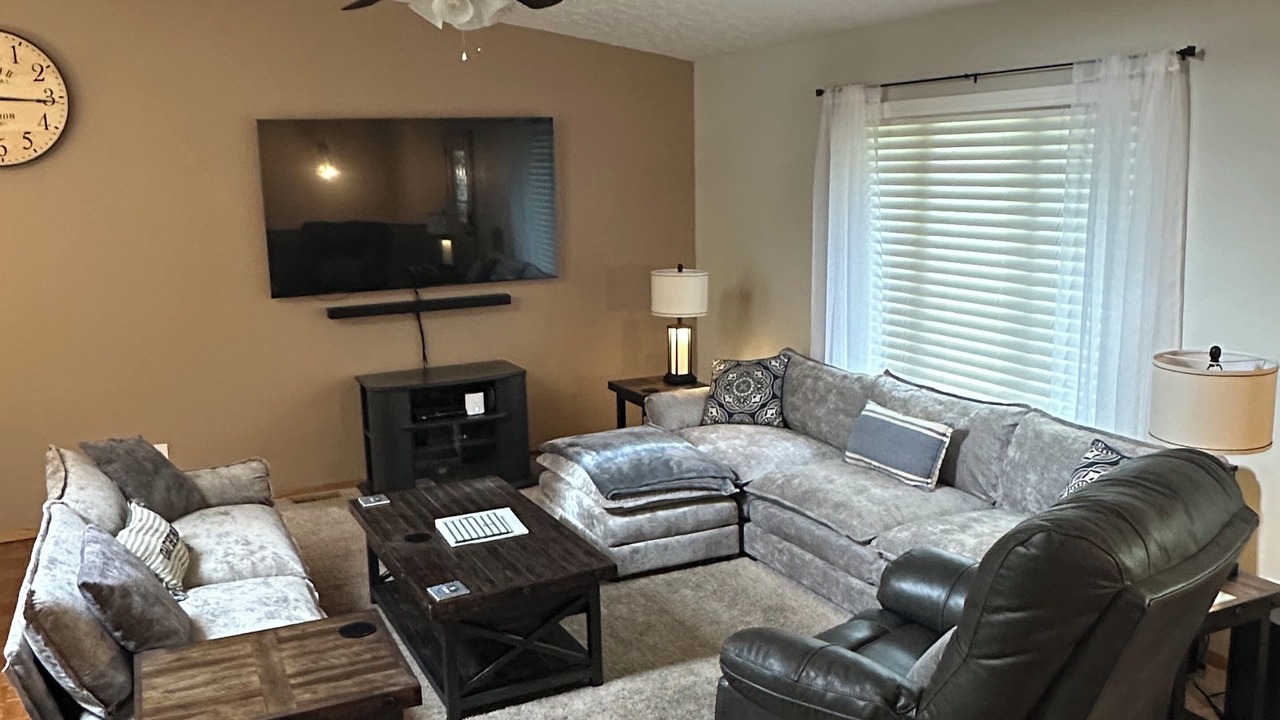 Photo of Livingroom in Kimberling City