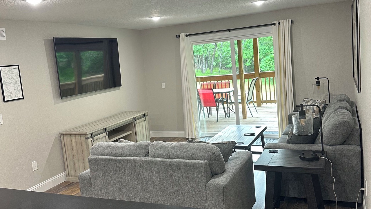 Photo of Livingroom in Kimberling City
