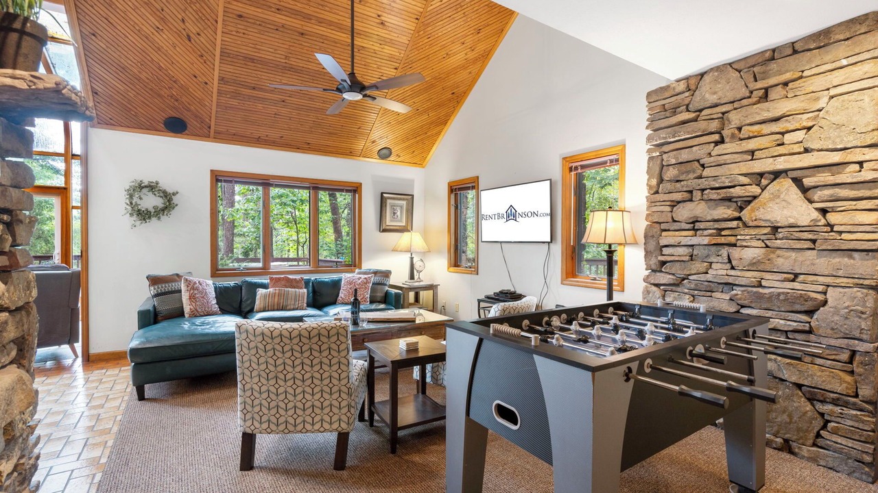 Photo of Livingroom in Blue Eye