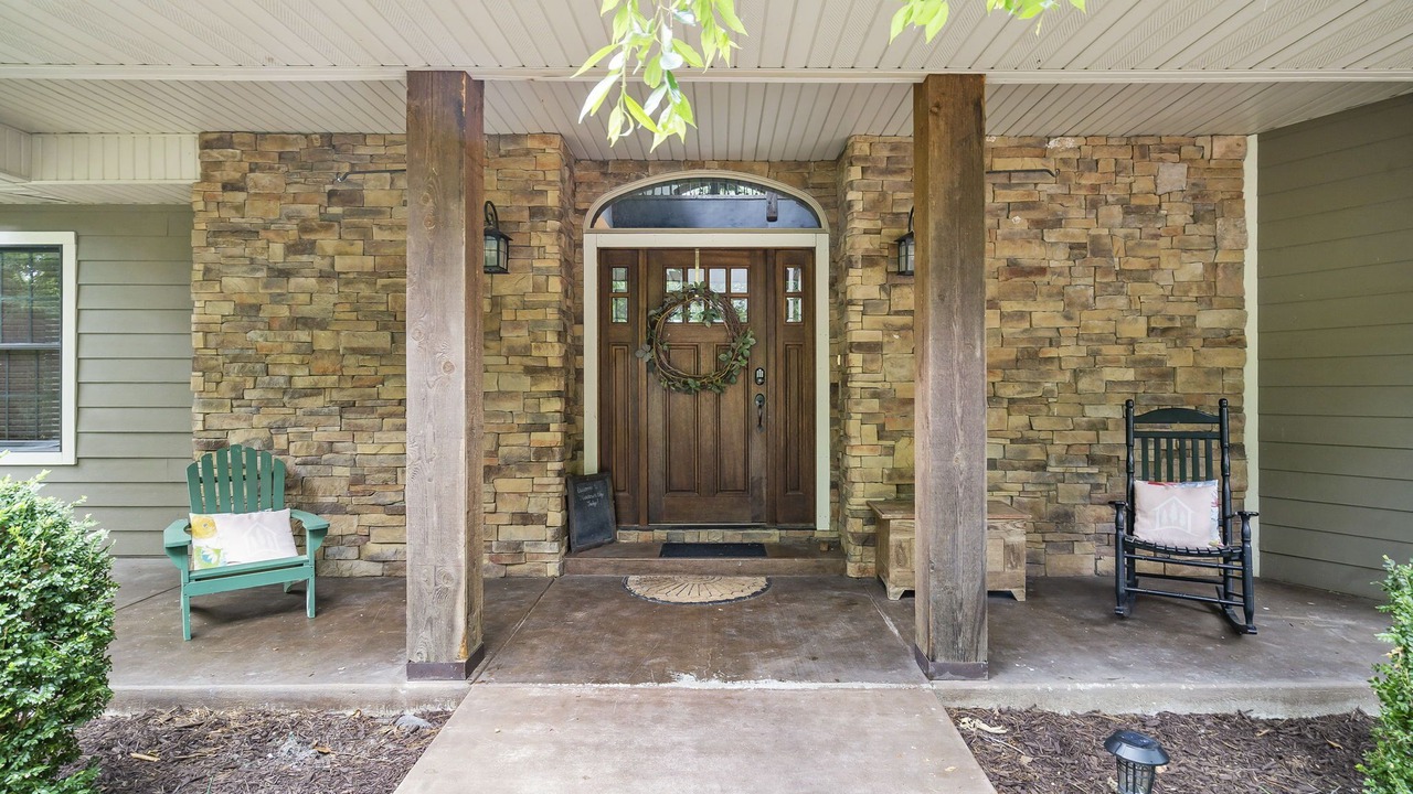 Photo of Outdoor in Blue Eye