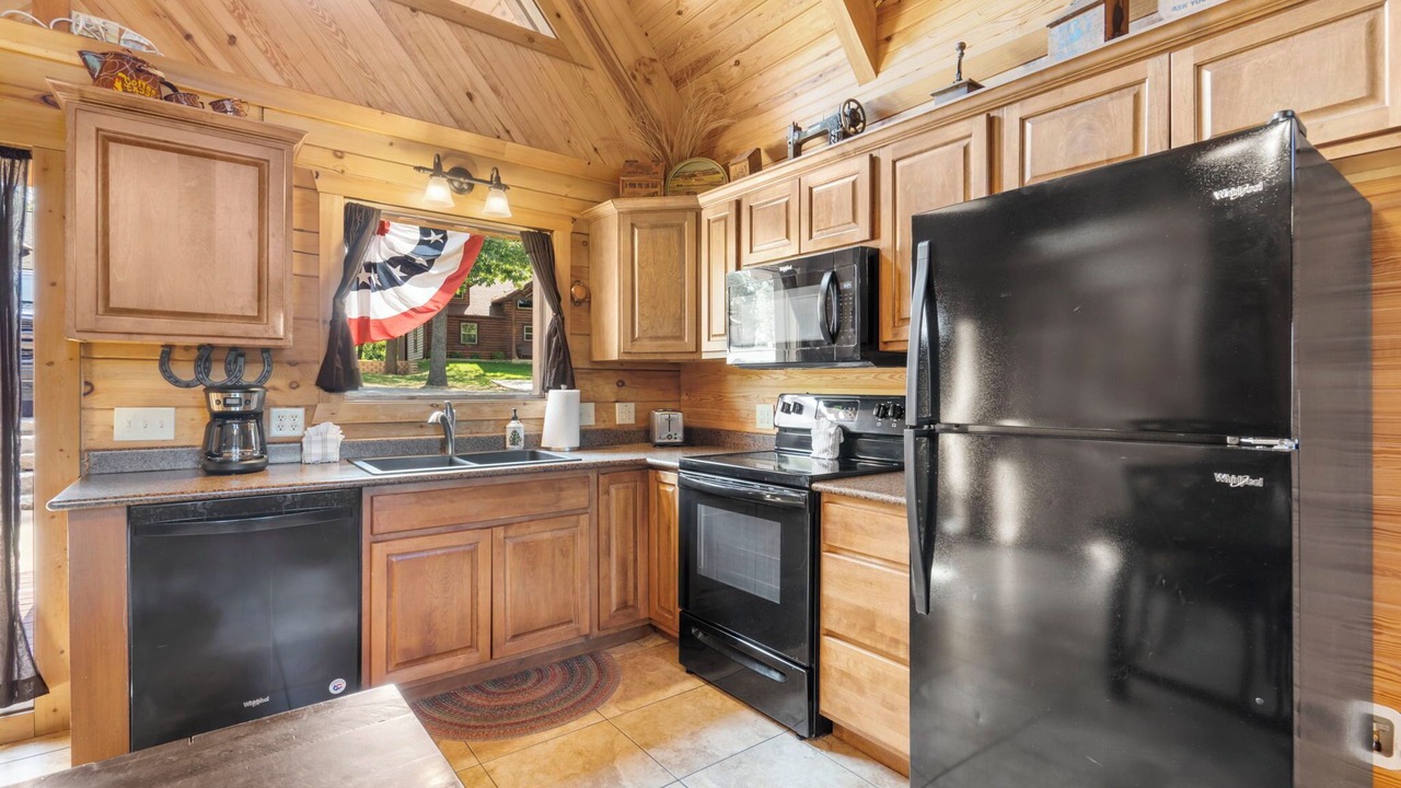 Photo of Kitchen in Branson Cedars