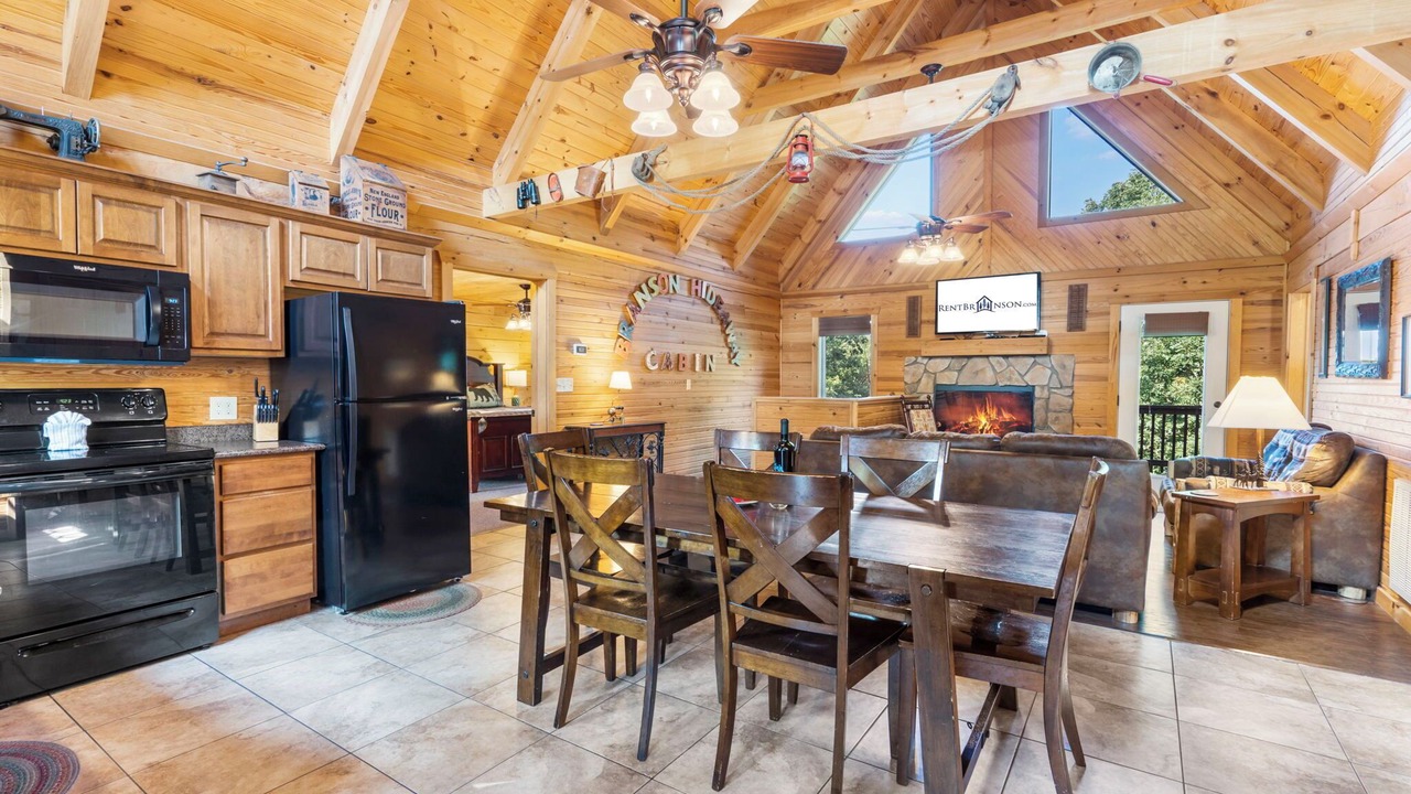 Photo of Kitchen in Branson Cedars
