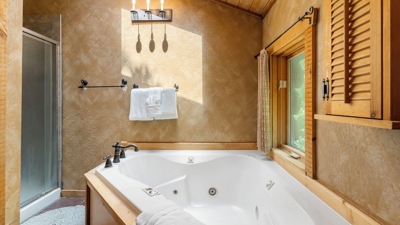 Photo of Bathroom in Blue Eye