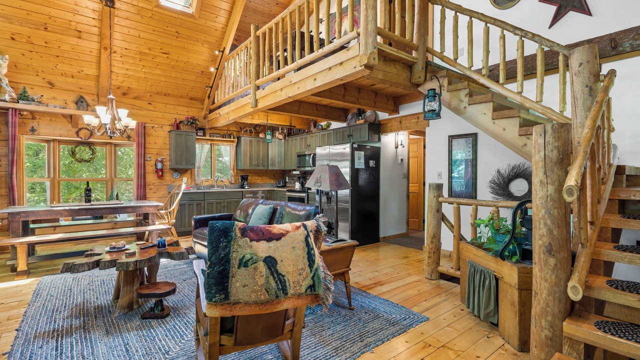 Photo of Livingroom in Blue Eye