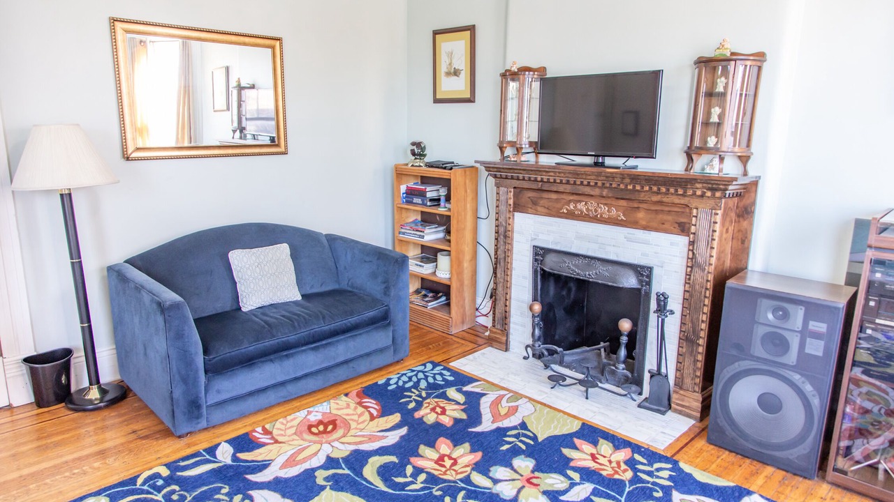Photo of Livingroom in Old Louisville