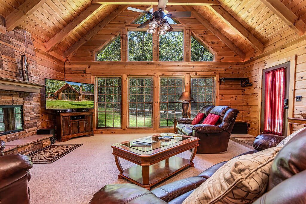 Photo of Livingroom in Branson Cedars