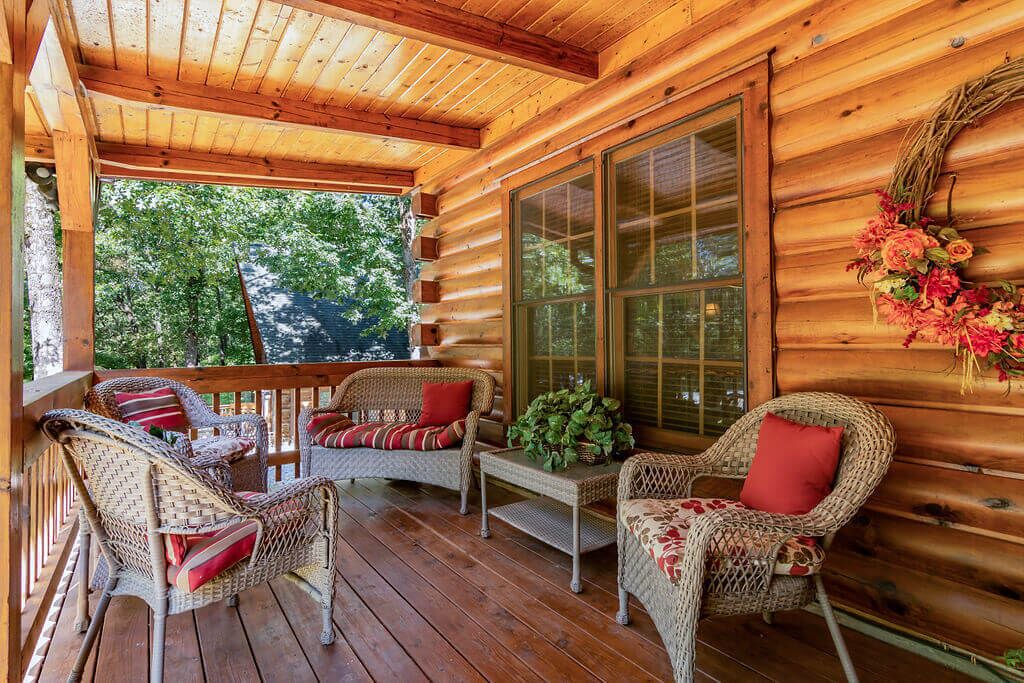 Photo of Patio Balcony in Branson Cedars