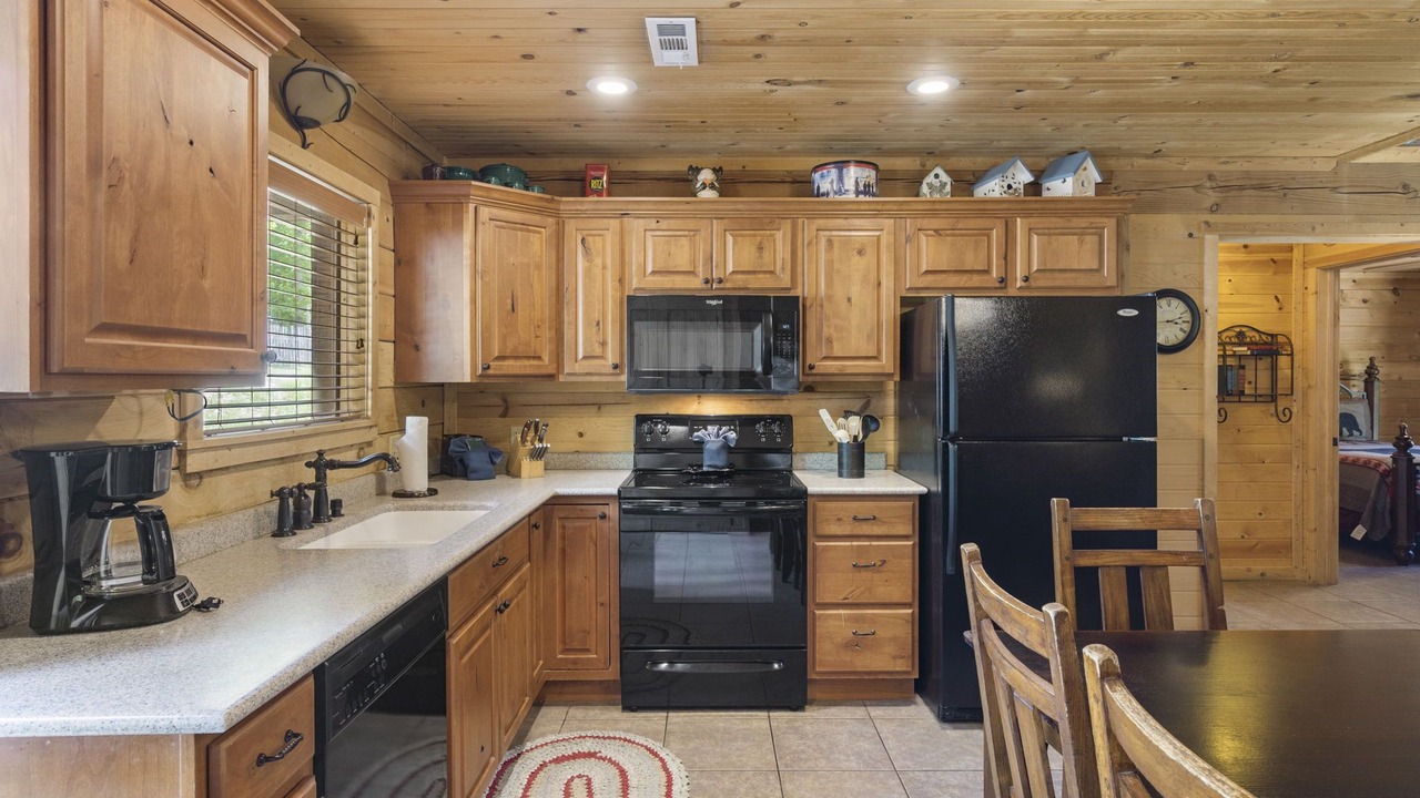Photo of Kitchen in Branson Cedars