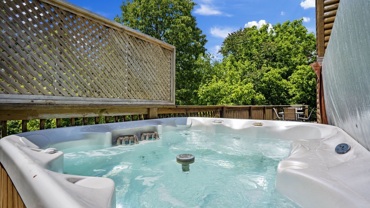 Photo of Outdoor in Branson Cedars