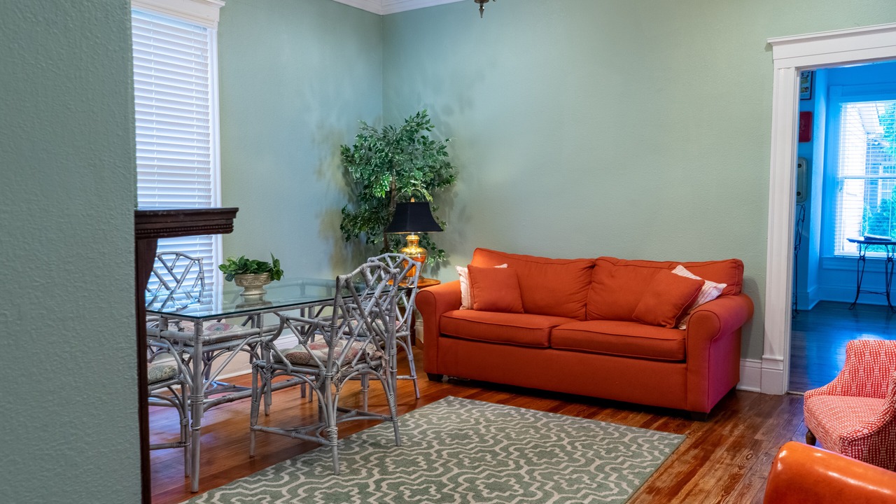 Photo of Livingroom in Bardstown