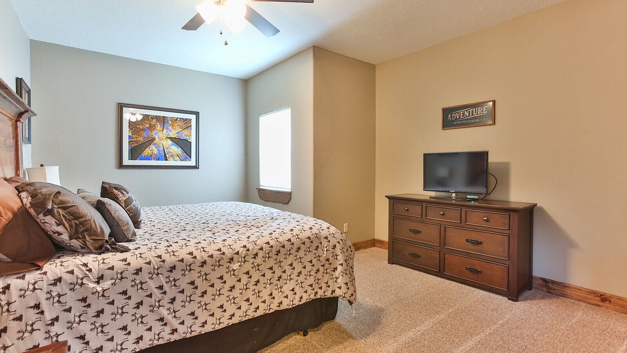 Photo of Bedroom in Branson
