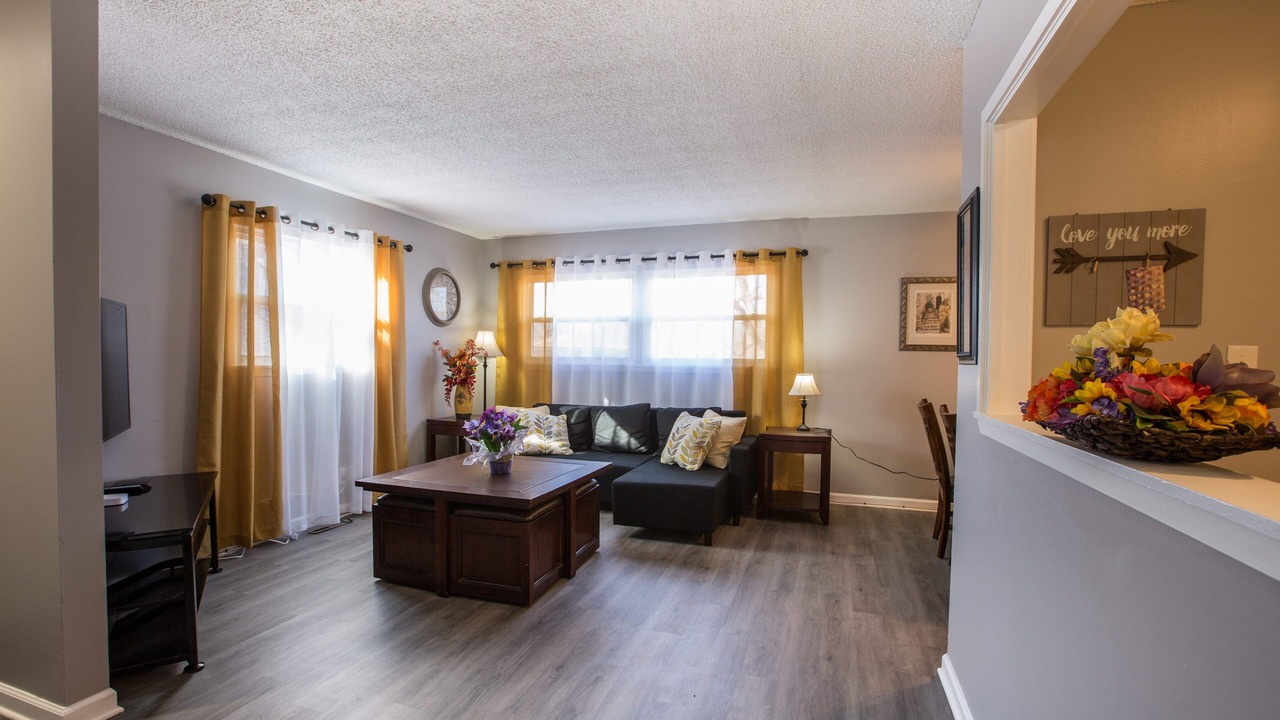 Photo of Livingroom in Overland Park