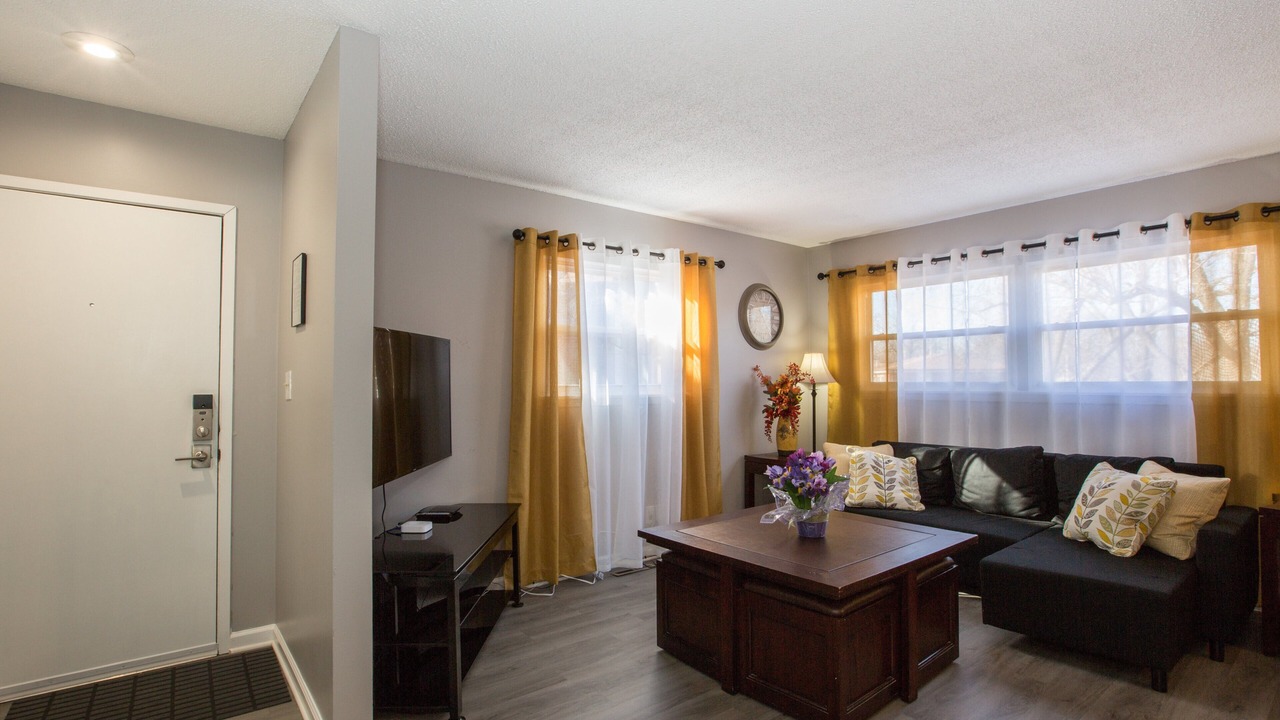 Photo of Livingroom in Overland Park