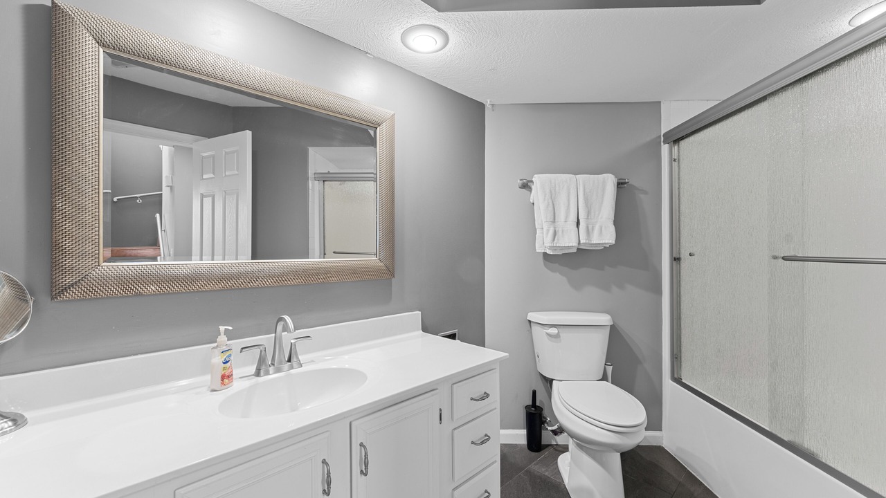 Photo of Bathroom in Table Rock