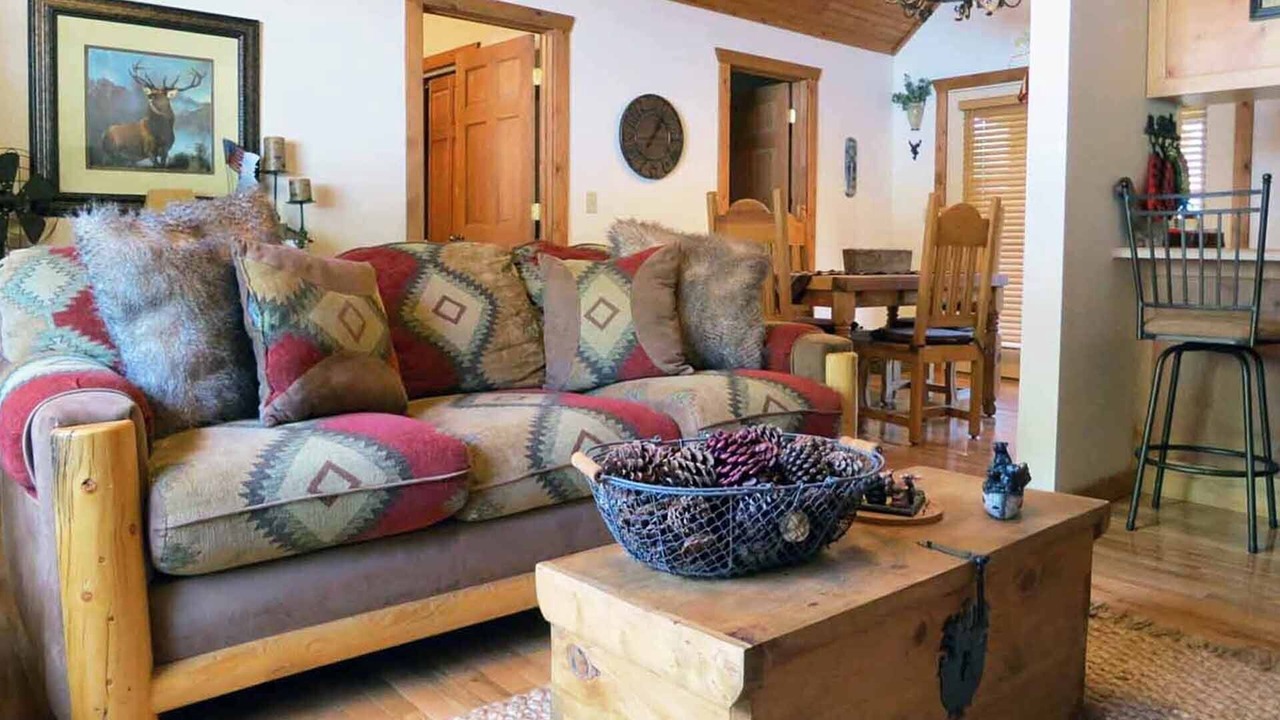 Photo of Livingroom in Reeds Spring