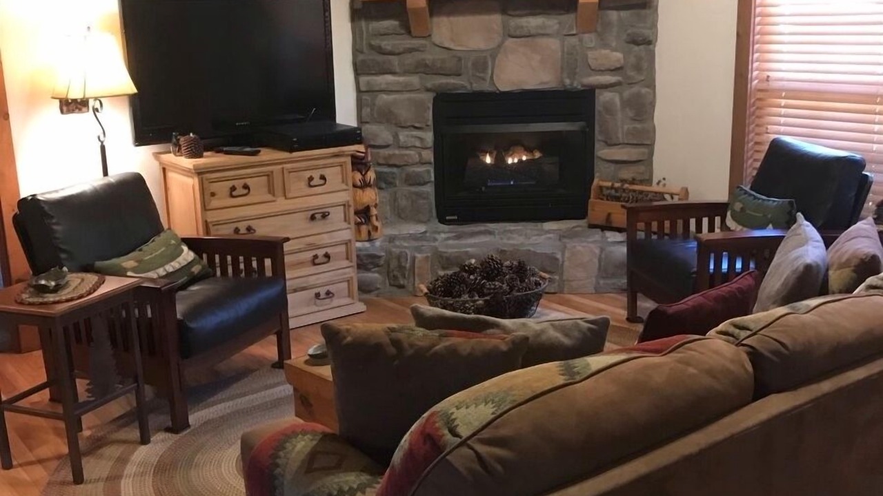 Photo of Livingroom in Reeds Spring