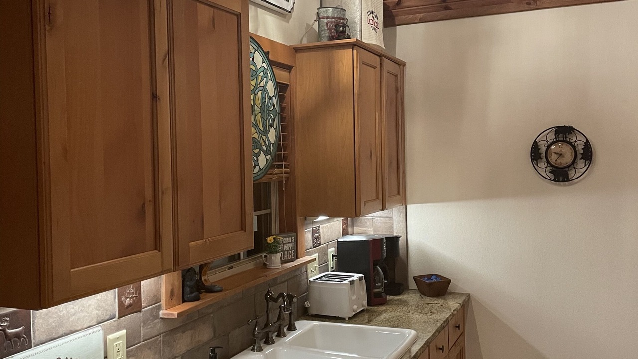 Photo of Bathroom in Reeds Spring