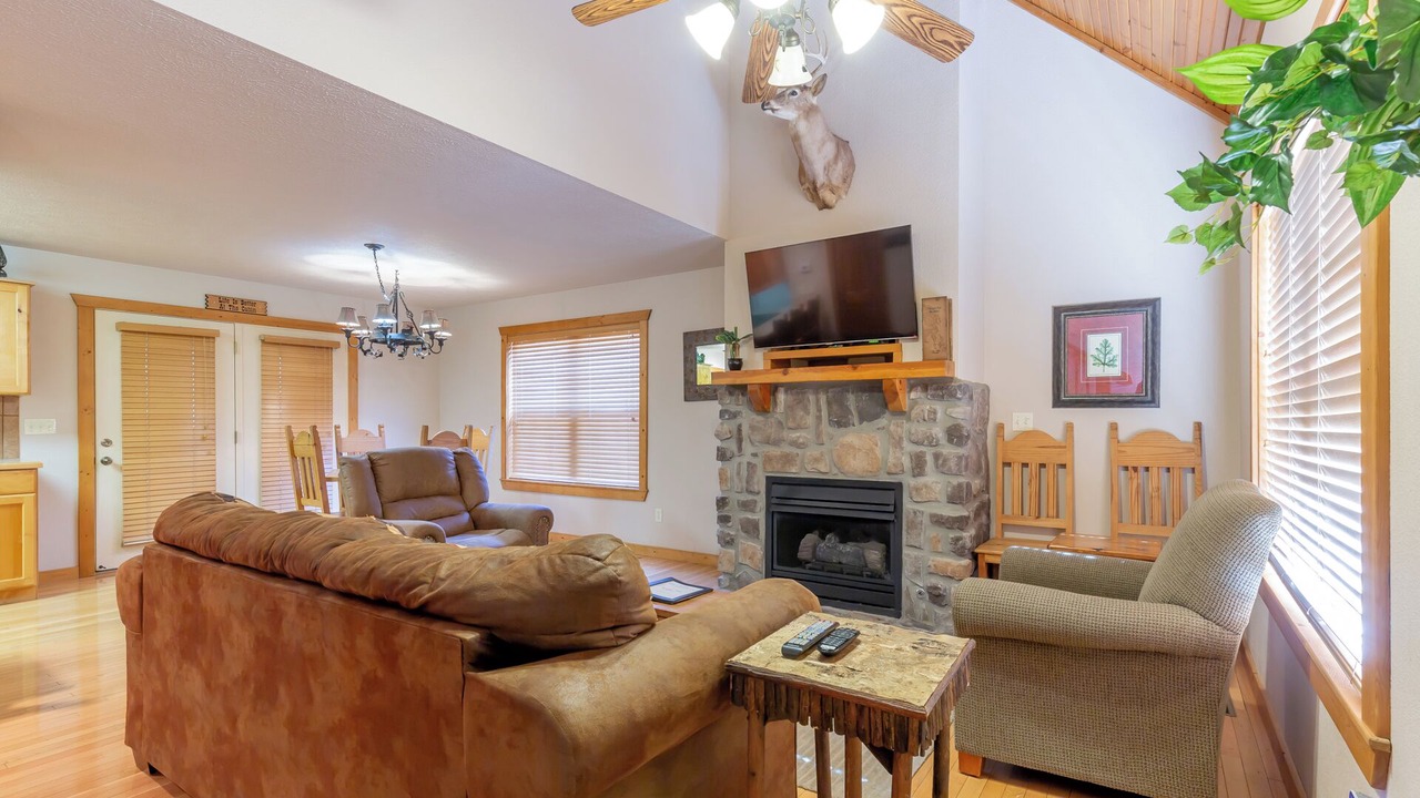 Photo of Livingroom in Reeds Spring