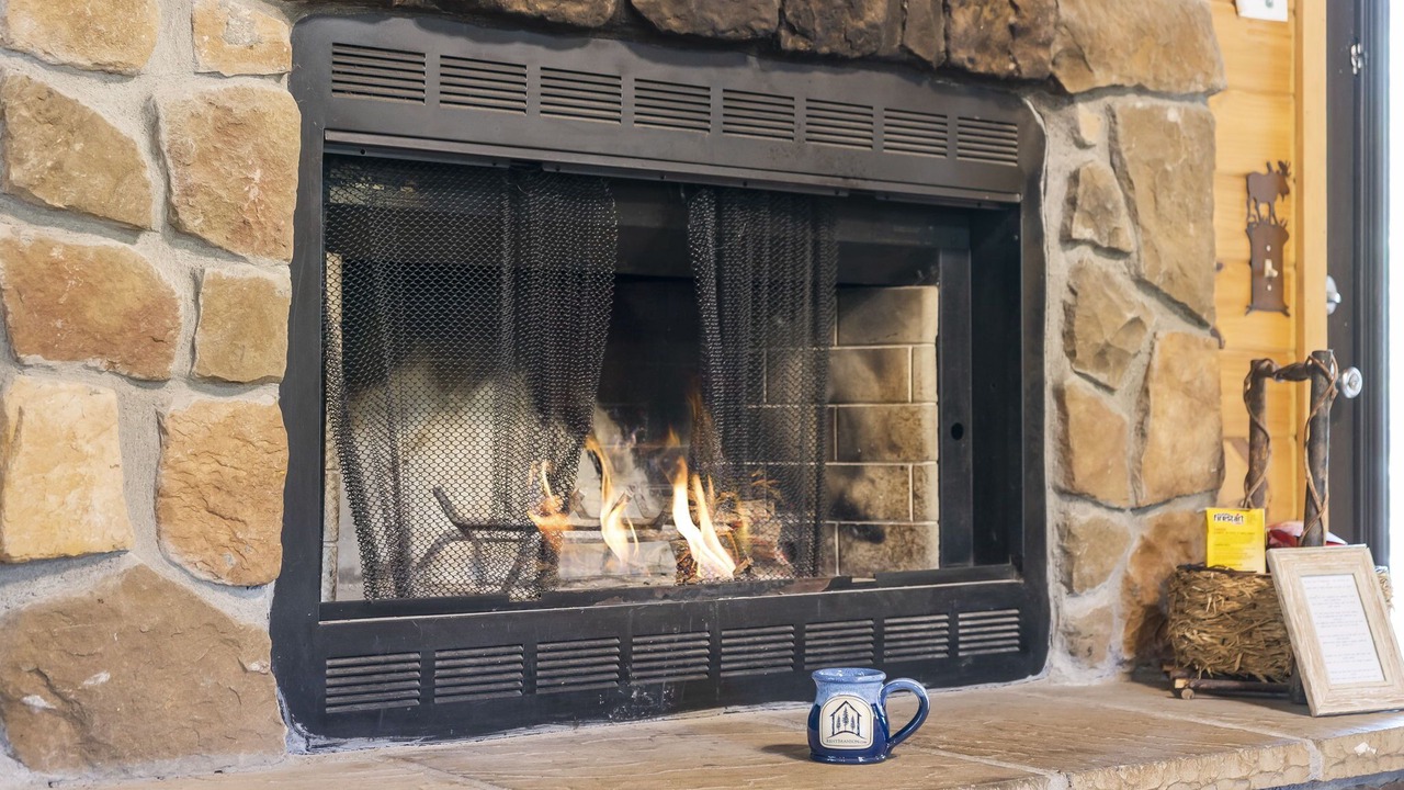 Photo of Livingroom in Branson Cedars