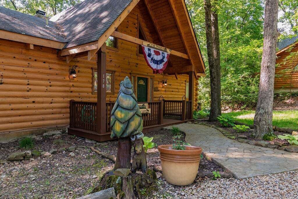 Photo of Others in Branson Cedars