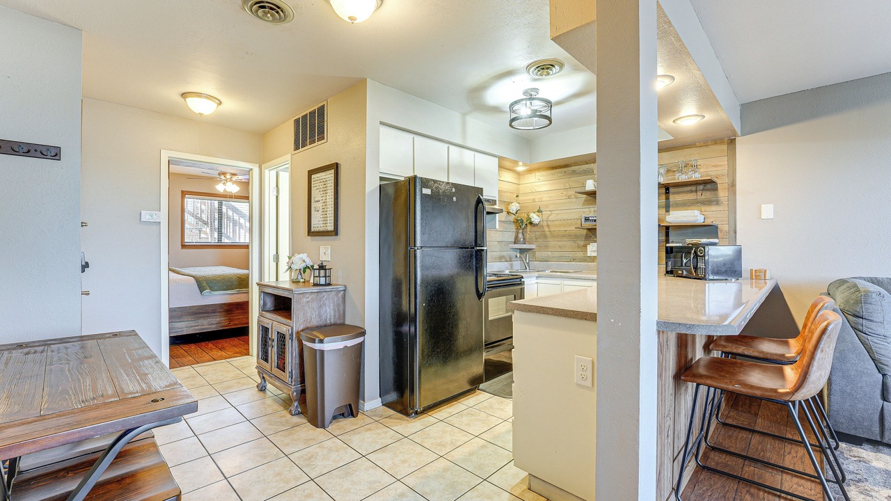 Photo of Others in Notch Estates