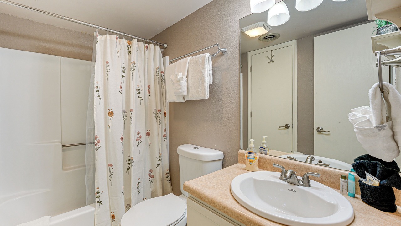 Photo of Others in Notch Estates