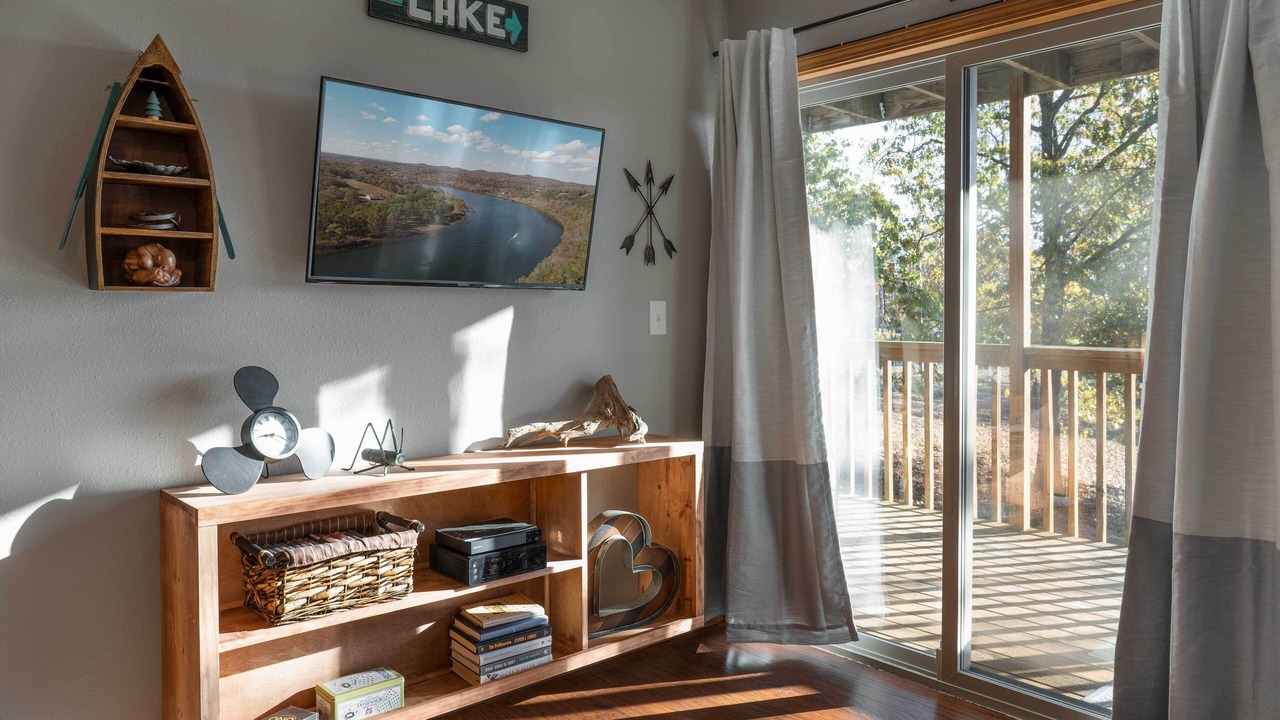 Photo of Livingroom in Notch Estates