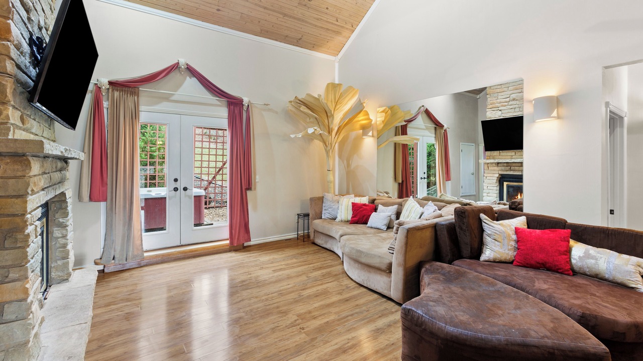 Photo of Bedroom in Table Rock