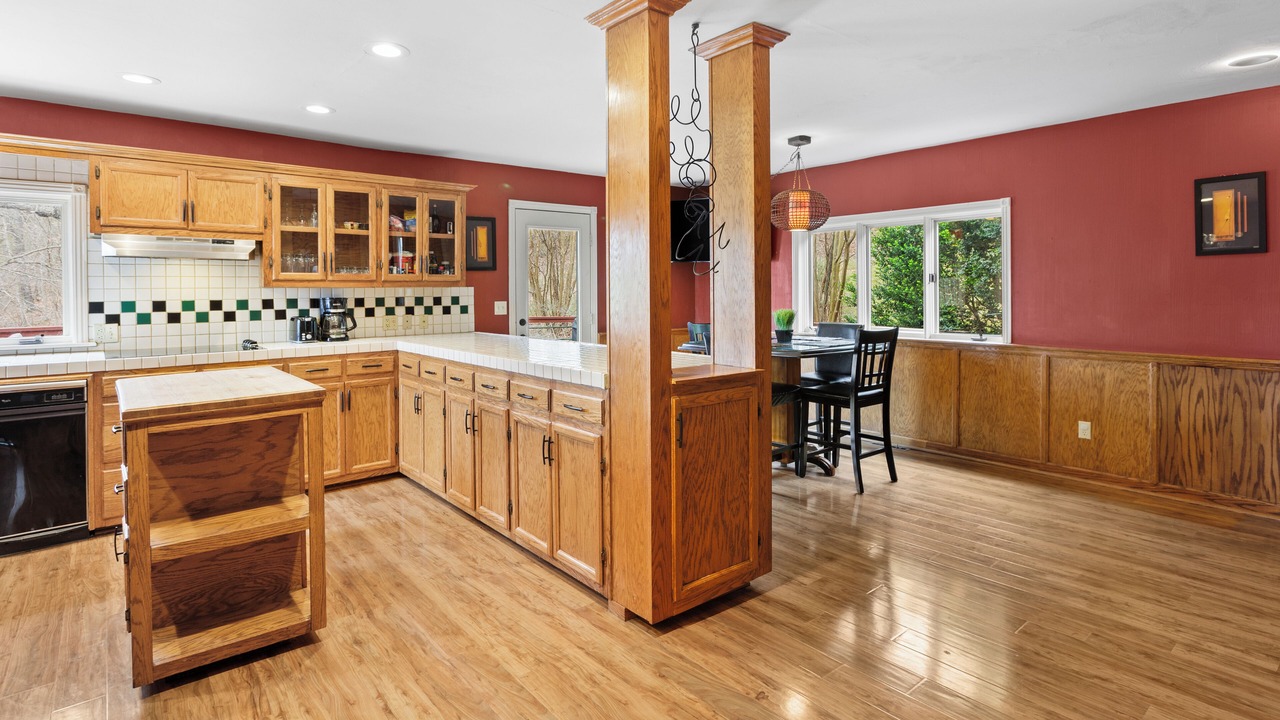 Photo of Kitchen in Table Rock