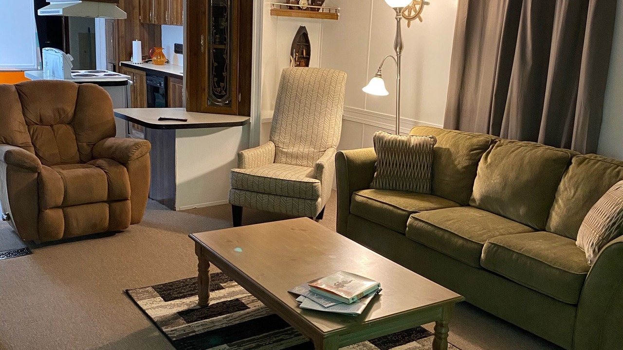 Photo of Bedroom in Counce