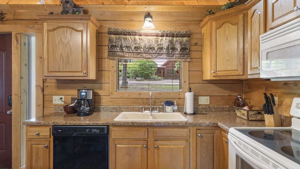 Photo of Kitchen in Branson Cedars