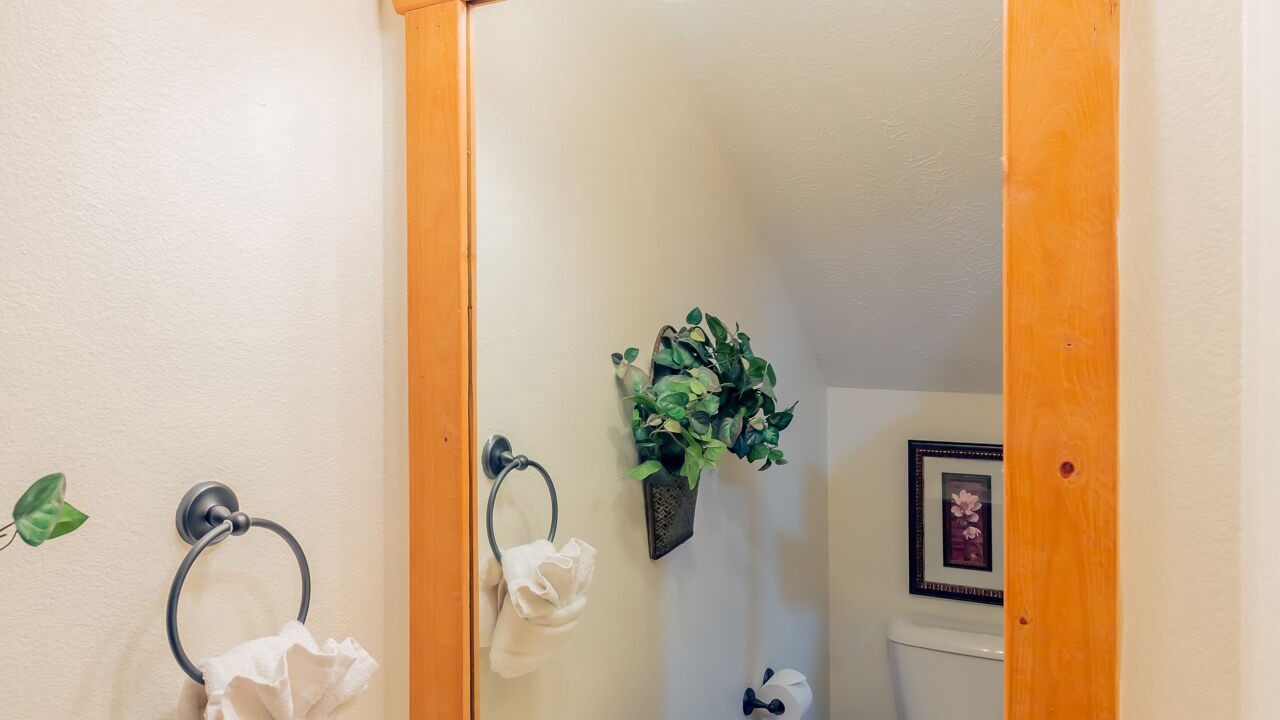 Photo of Bathroom in Reeds Spring