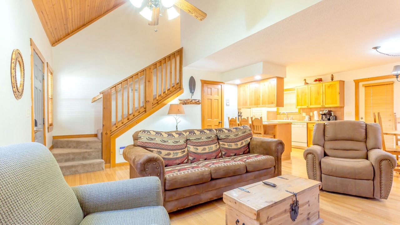 Photo of Livingroom in Reeds Spring